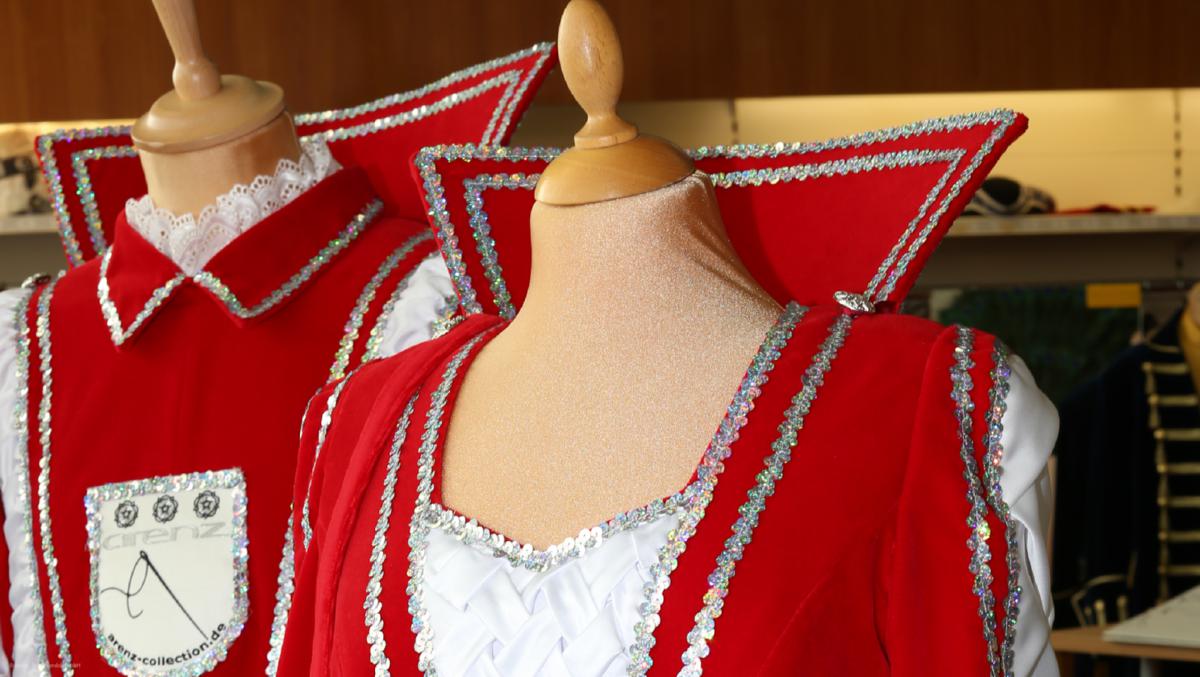 Prinzessinnenornat aus der Karnevalsschneiderei